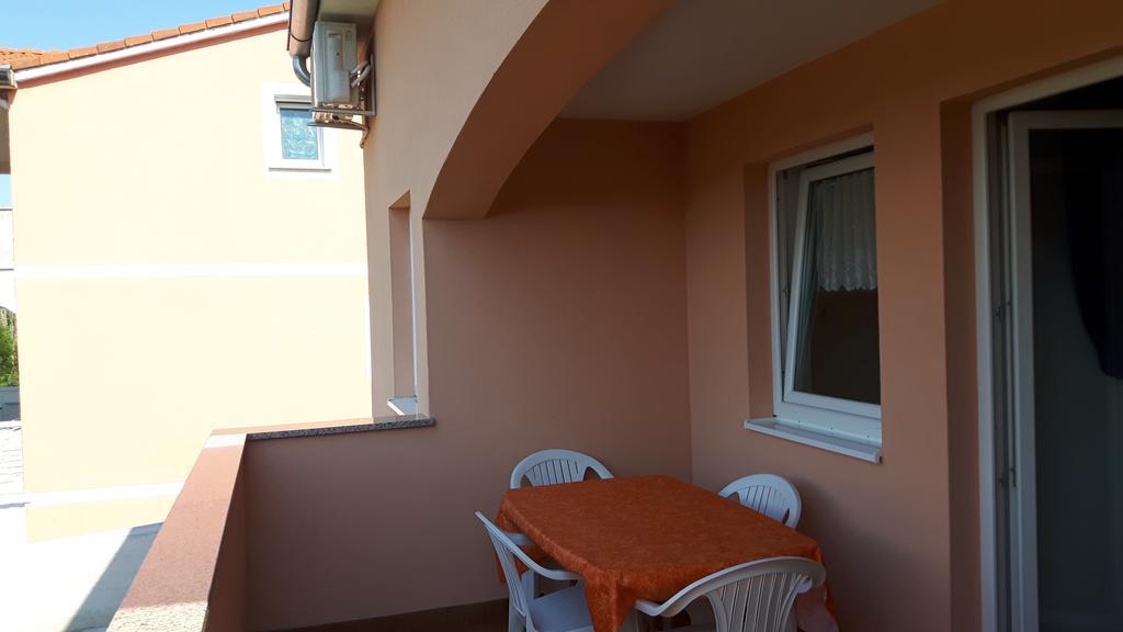 Apartment Ivan Poreč Exterior foto